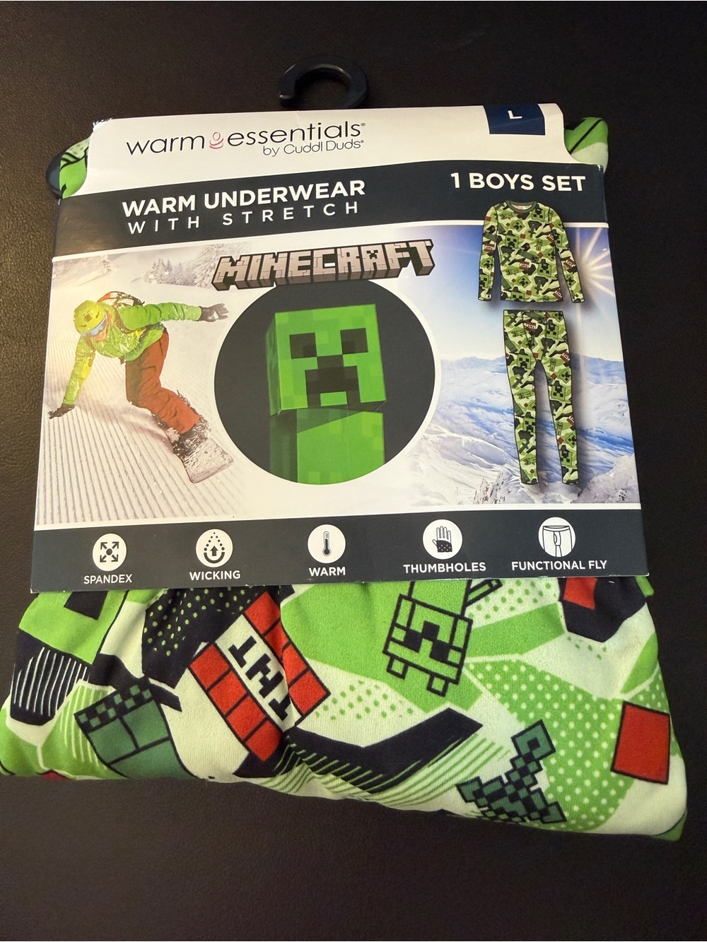 Cuddl Duds Boys Minecraft Green and Black Graphic Thermal Set